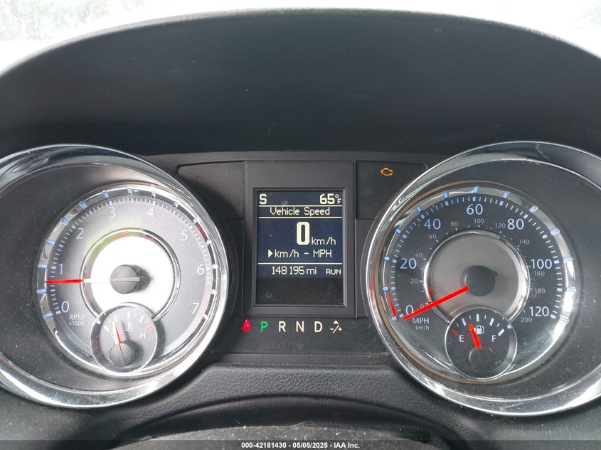 2015 CHRYSLER TOWN & COUNTRY VIN: 2C4RC1BGXFR655330