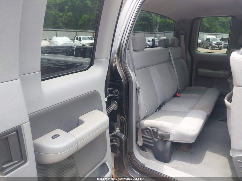 2006 FORD F-150 VIN: 1FTRX12W16NA75330