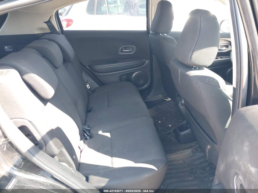 2018 HONDA HR-V VIN: 3CZRU6H51JM707261