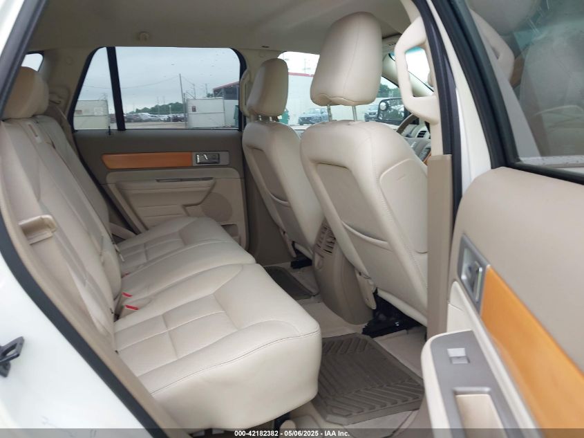 2007 Lincoln Mkx VIN: 2LMDU68CX7BJ37902 Lot: 42182382