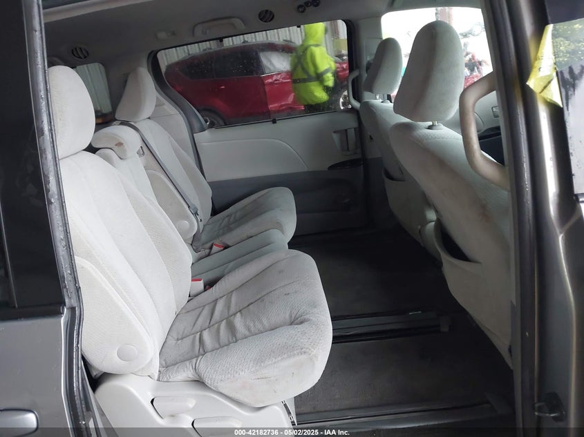 2011 Toyota Sienna Le V6 VIN: 5TDKK3DC6BS106896 Lot: 42182736