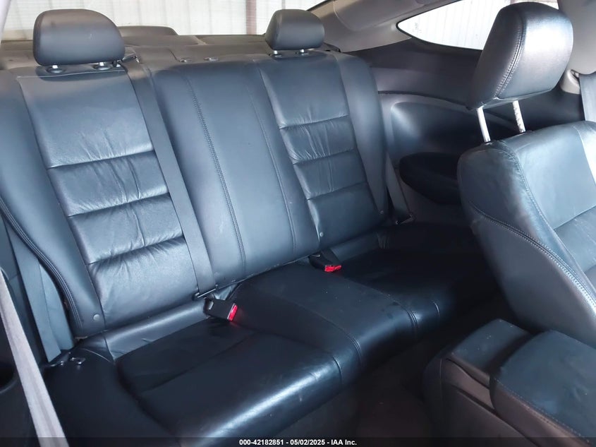 2011 HONDA ACCORD VIN: 1HGCS1B8XBA009285