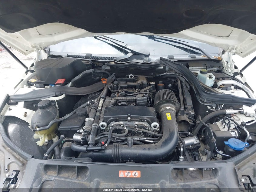 2014 MERCEDES-BENZ C 250 VIN: WDDGJ4HB6EG184292