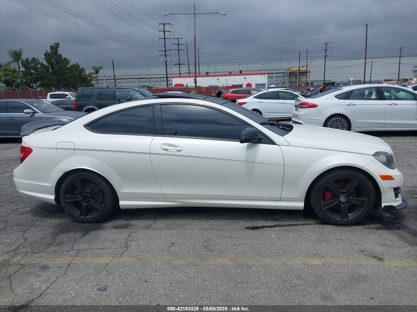2014 MERCEDES-BENZ C 250 VIN: WDDGJ4HB6EG184292