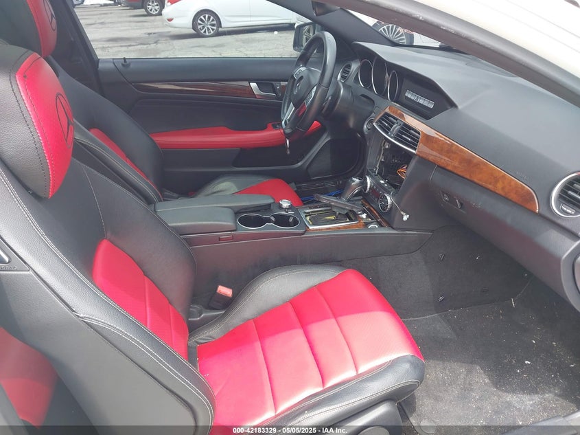 2014 MERCEDES-BENZ C 250 VIN: WDDGJ4HB6EG184292