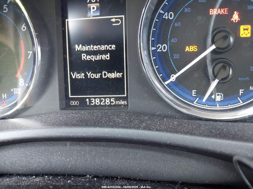 2017 Toyota Corolla Se VIN: 5YFBURHE2HP735386 Lot: 42183354