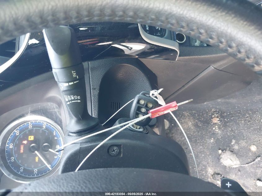 2017 Toyota Corolla Se VIN: 5YFBURHE2HP735386 Lot: 42183354