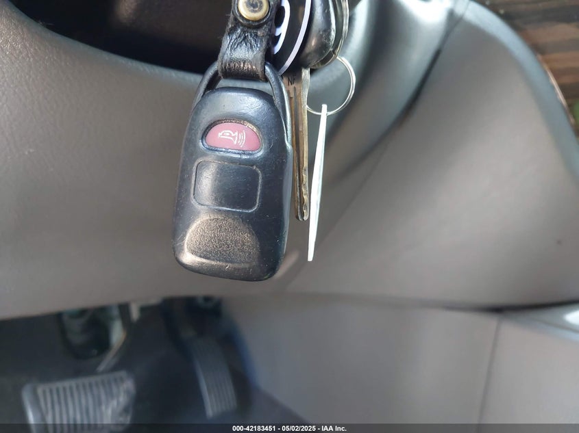 2011 HYUNDAI SANTA FE VIN: 5XYZG4AG3BG020102