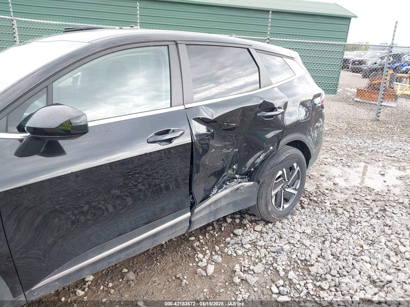 2023 KIA SPORTAGE HYBRID LX - KNDPUCAG5P7114691