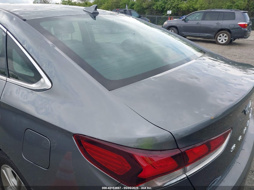 2018 HYUNDAI SONATA VIN: 5NPE34AF9JH724099