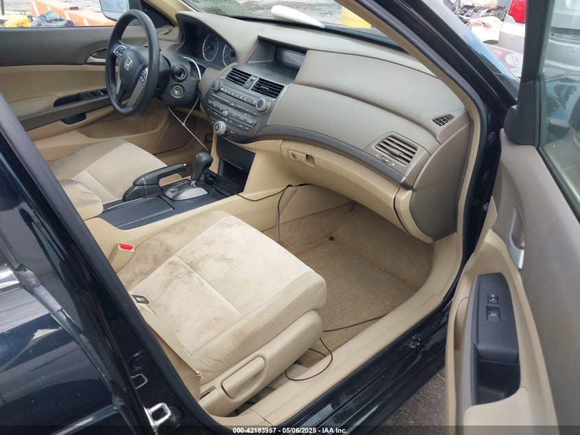 2009 HONDA ACCORD VIN: 1HGCP26439A007774