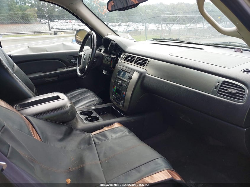 2007 CHEVROLET SUBURBAN 1500 VIN: 3GNFK16347G230066