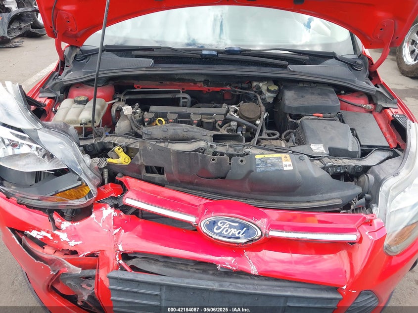 2014 FORD FOCUS VIN: 1FADP3K26EL272125