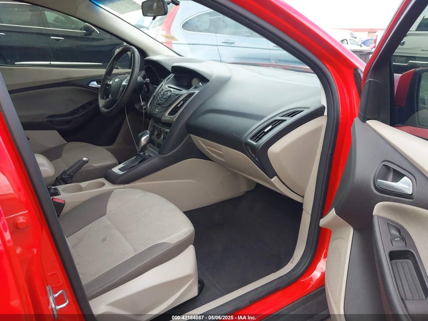 2014 FORD FOCUS VIN: 1FADP3K26EL272125