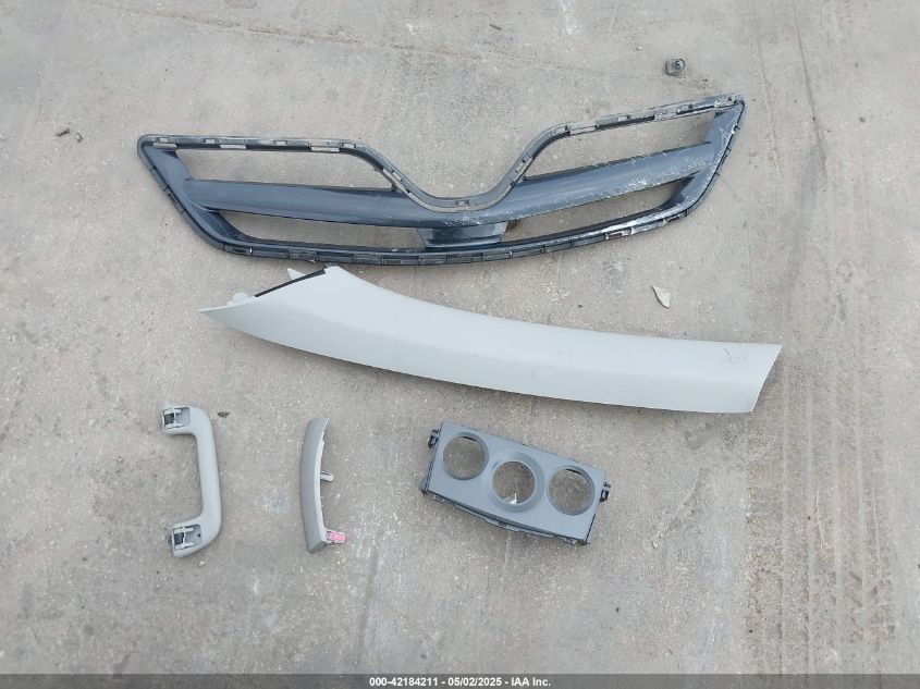 2012 Toyota Corolla Le VIN: 2T1BU4EE1CC807548 Lot: 42184211