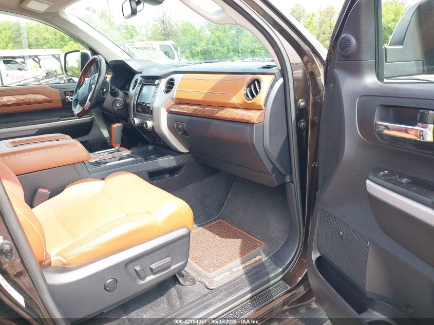 2019 Toyota Tundra - 5TFAY5F10KX854202