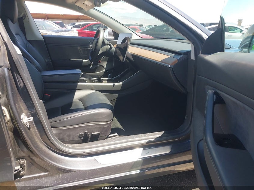 2019 TESLA MODEL 3 VIN: 5YJ3E1EA0KF475996