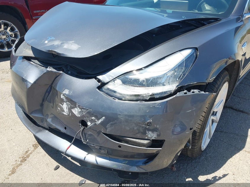 2019 TESLA MODEL 3 VIN: 5YJ3E1EA0KF475996