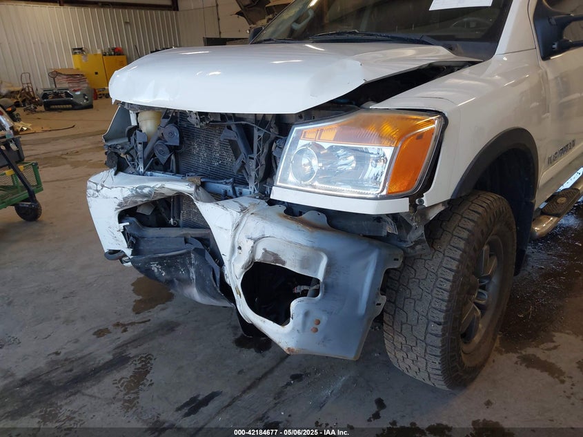 2014 NISSAN TITAN PRO-4X/S/SL/SV - 1N6AA0EC2EN508966