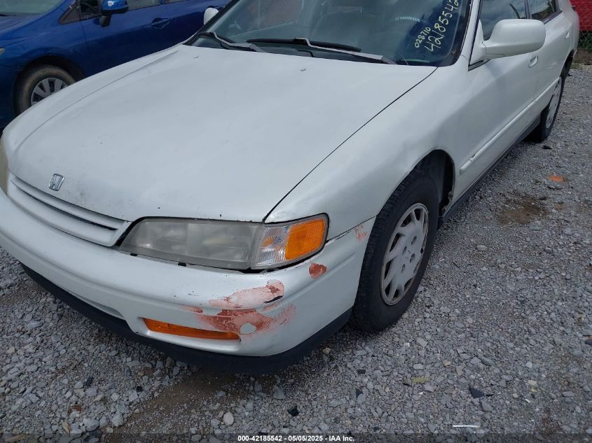 1994 Honda Accord Lx/Ex VIN: 1HGCD5633RA028710 Lot: 42185542