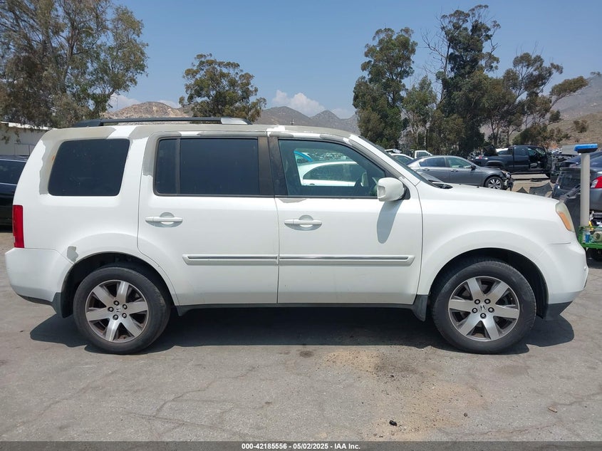 2013 HONDA PILOT VIN: 5FNYF3H93DB017954