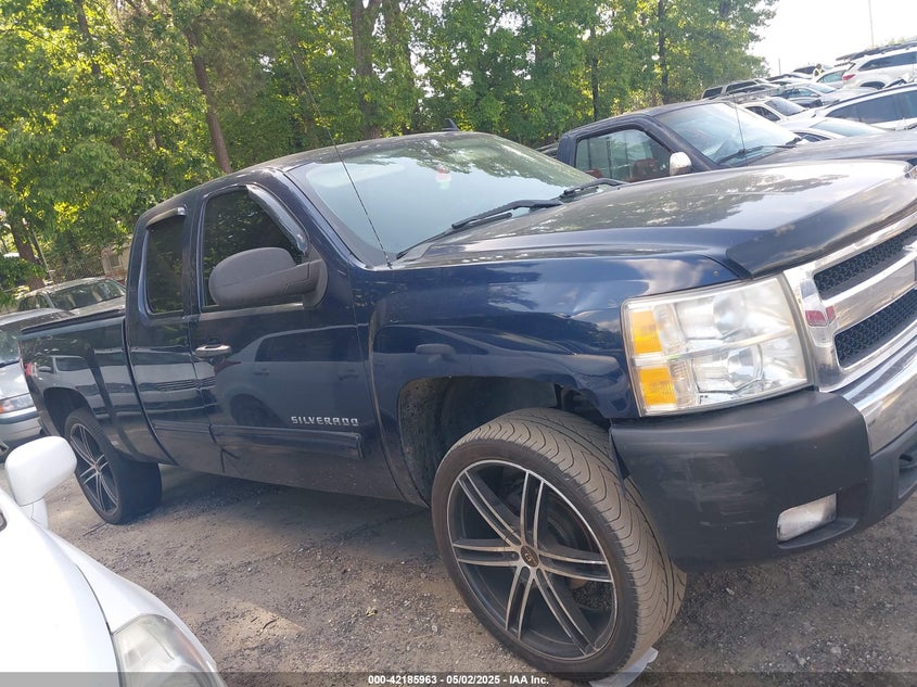 2011 CHEVROLET SILVERADO 1500 VIN: 1GCRKSE35BZ413126