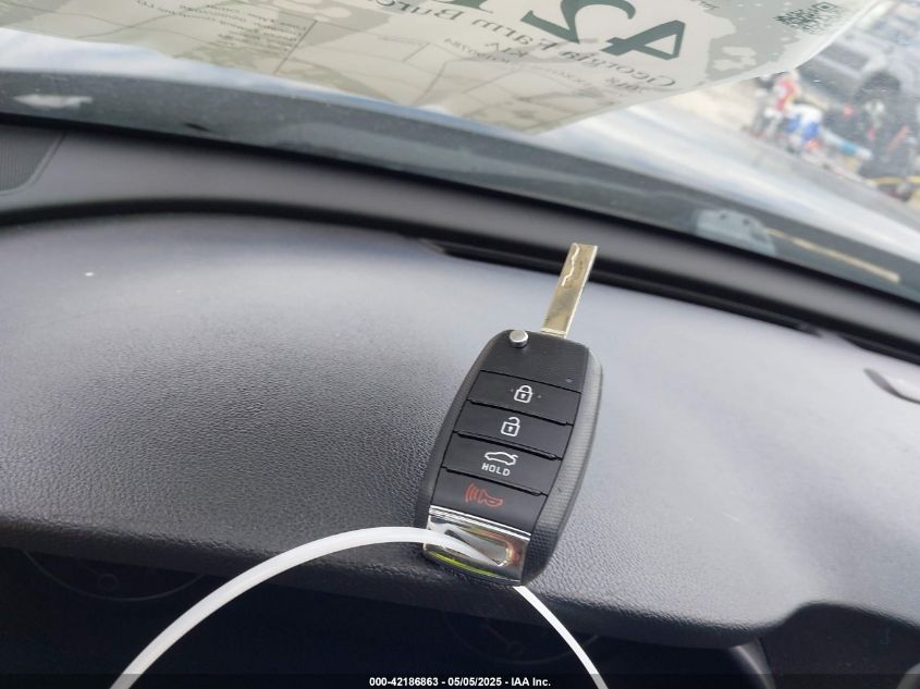 2018 Kia Optima S VIN: 5XXGT4L35JG190784 Lot: 42186863