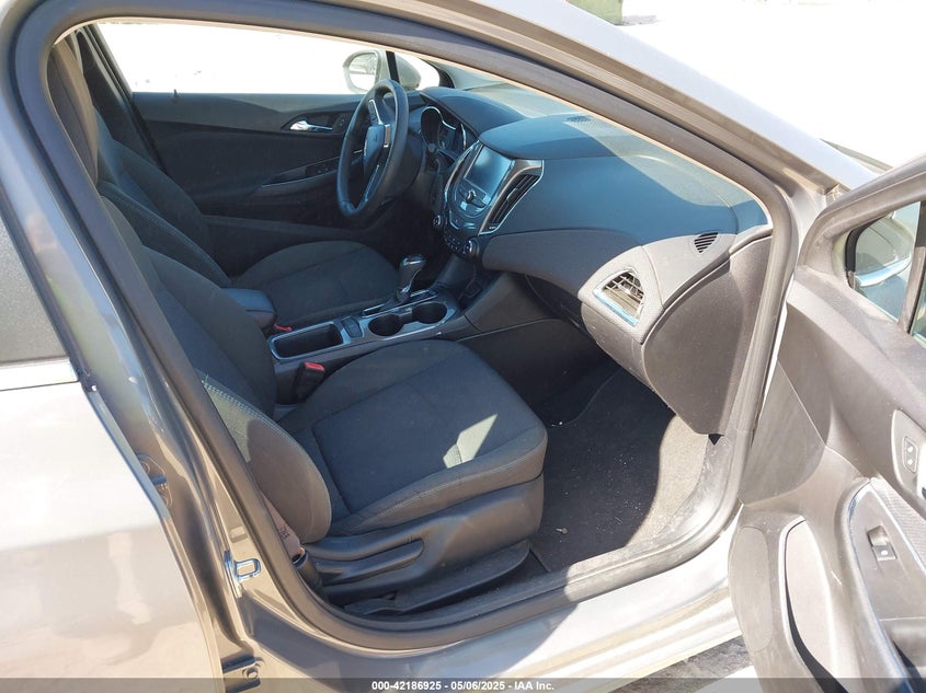 2017 CHEVROLET CRUZE VIN: 1G1BE5SM5H7206191