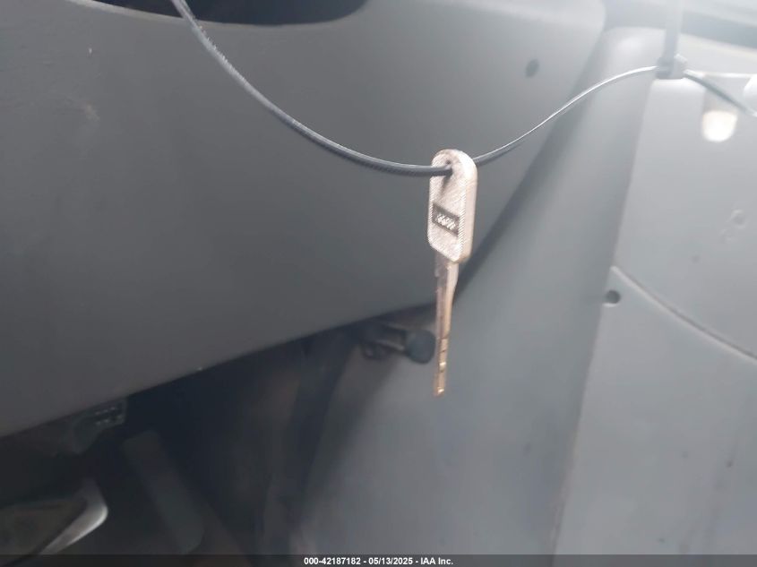 2004 Ford Econoline E250 Van VIN: 1FTNS24L04HA24581 Lot: 42187182