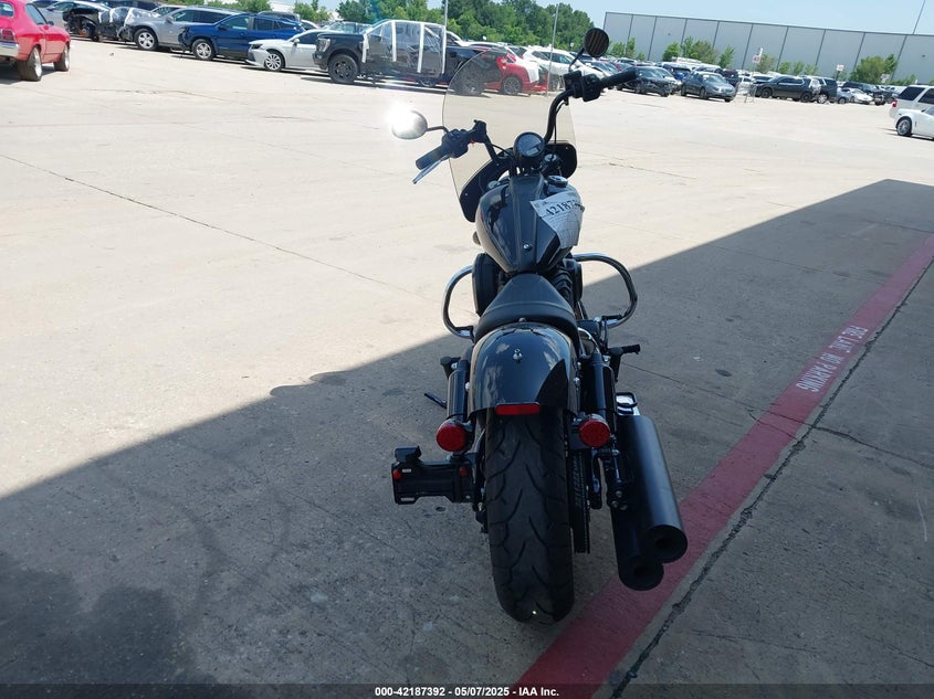 VIN 56KDLBAG2N3001084 2022 INDIAN MOTORCYCLE CO. CHIEF BOBBER ABS