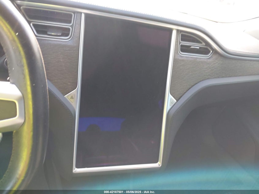 2013 TESLA MODEL S VIN: 5YJSA1CP1DFP25778