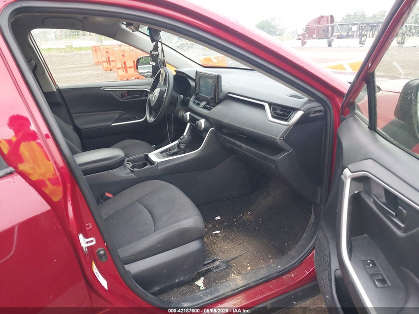 2019 TOYOTA RAV4 VIN: JTMH1RFV2KJ005625