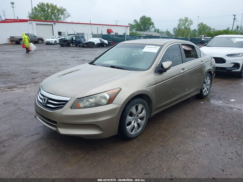 2008 HONDA ACCORD VIN: 1HGCP26828A013809