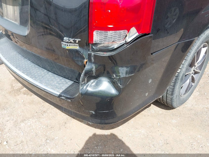 2017 DODGE GRAND CARAVAN SXT - 2C4RDGCG6HR567151