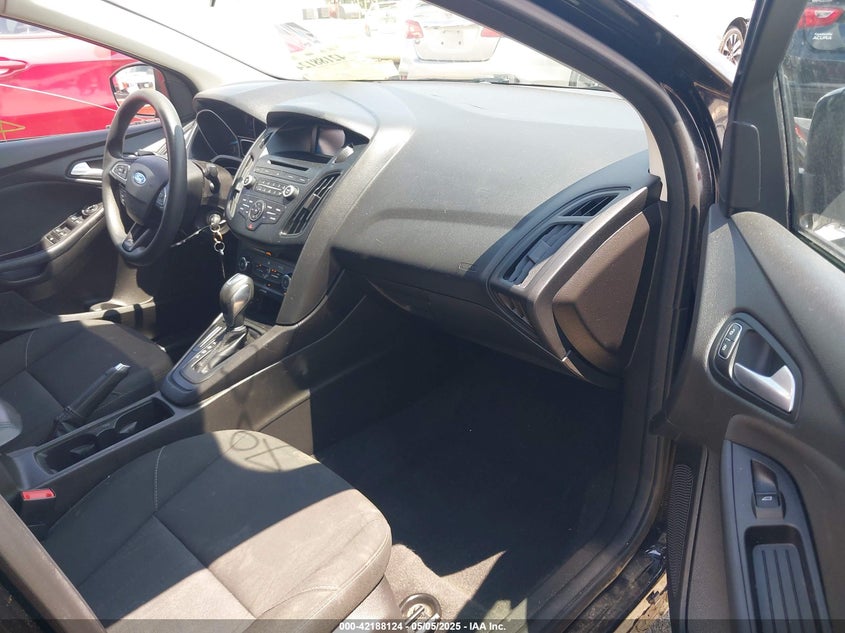 2016 FORD FOCUS SE - 1FADP3F29GL256160