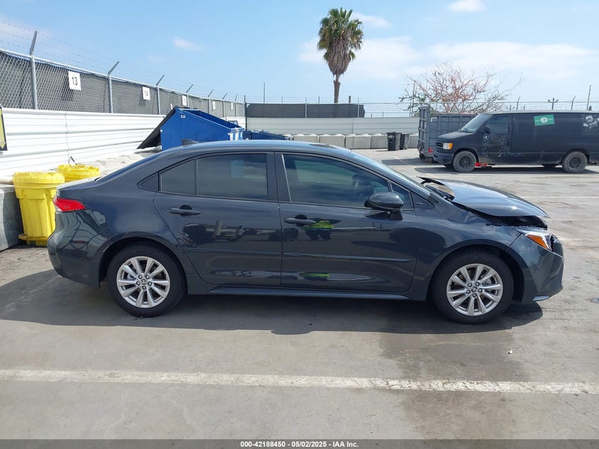 2024 TOYOTA COROLLA HYBRID LE - JTDBCMFE2R3056351