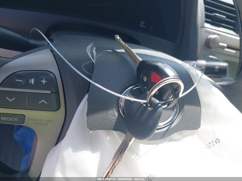 2007 TOYOTA CAMRY VIN: 4T1BE46K17U585261