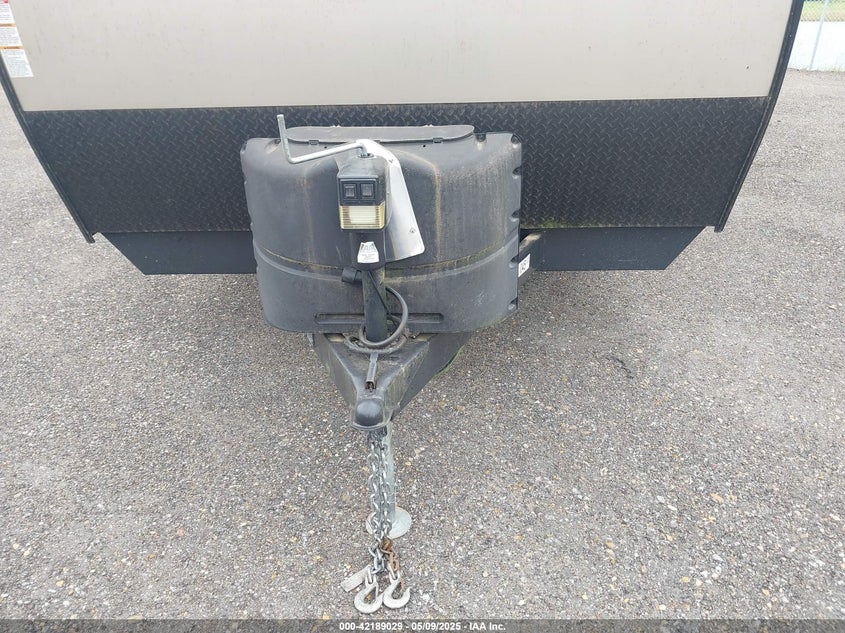 2018 CHEROKEE TRAVEL TRLR VIN: 4X4TCKB25JK046812