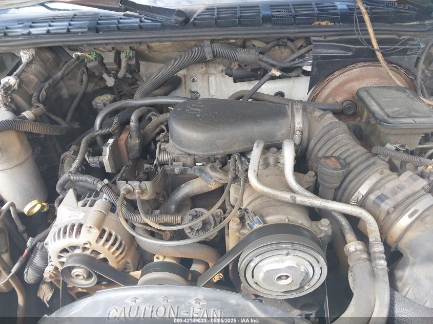 1997 Chevrolet Blazer Ls VIN: 1GNCS13W4V2255783 Lot: 42189033