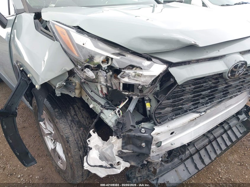 2023 TOYOTA RAV4 VIN: 2T3W1RFV8PW239168