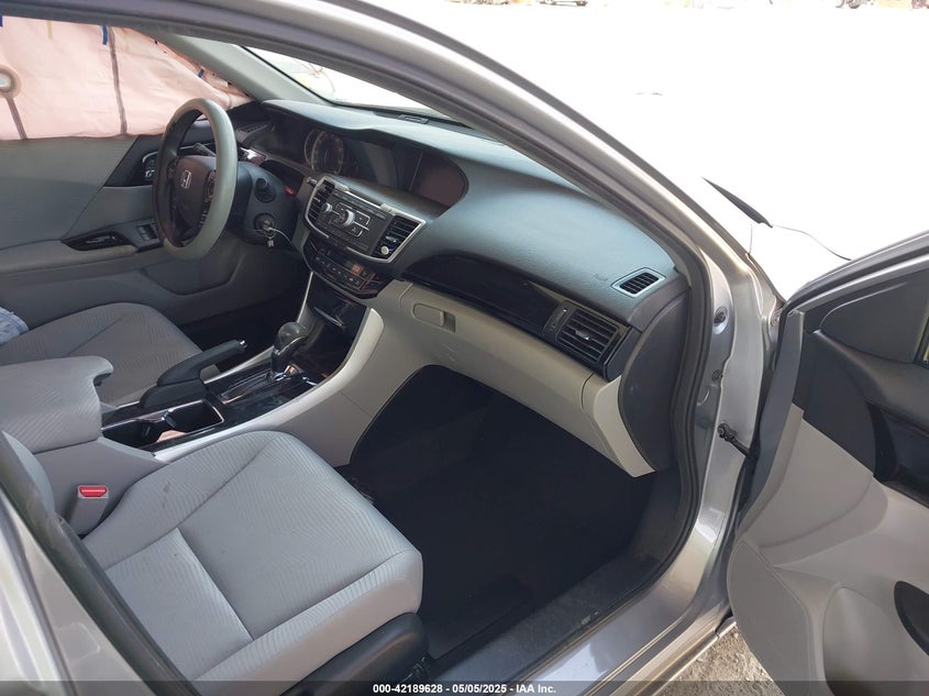 2016 HONDA ACCORD VIN: 1HGCR2F43GA069814