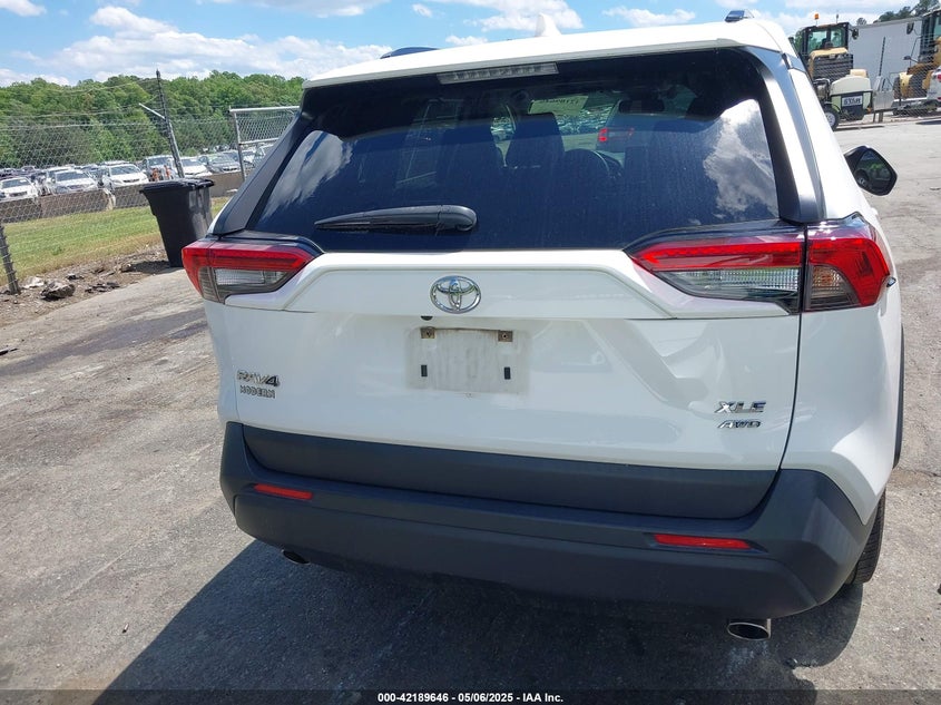 2020 TOYOTA RAV4 XLE PREMIUM - JTMA1RFV3LD055015