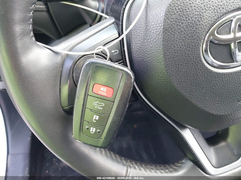 2020 TOYOTA RAV4 XLE PREMIUM - JTMA1RFV3LD055015