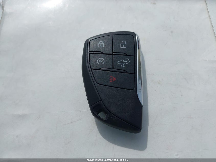 2024 GMC SIERRA 1500 4WD  SHORT BOX SLT - 1GTUUDED2RZ273264