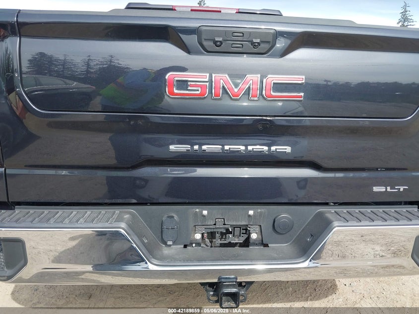 2024 GMC SIERRA 1500 4WD  SHORT BOX SLT - 1GTUUDED2RZ273264