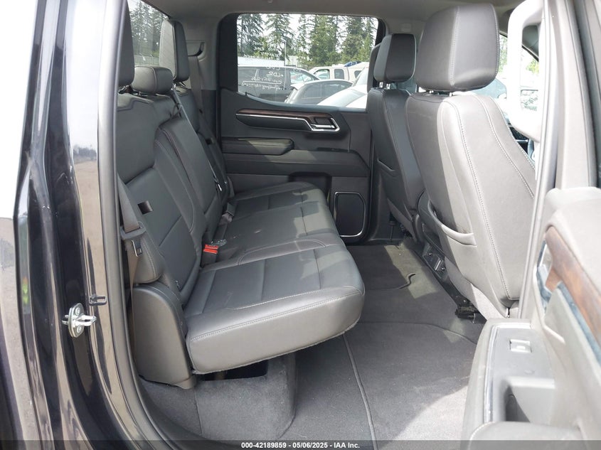 2024 GMC SIERRA 1500 4WD  SHORT BOX SLT - 1GTUUDED2RZ273264