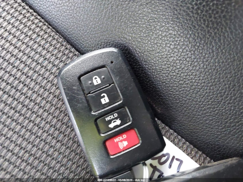 2017 TOYOTA COROLLA SE - 2T1BURHE7HC772787