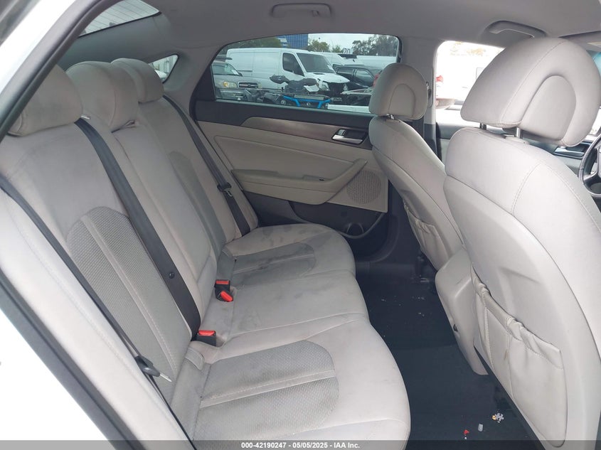 2016 HYUNDAI SONATA VIN: 5NPE34AF7GH389823