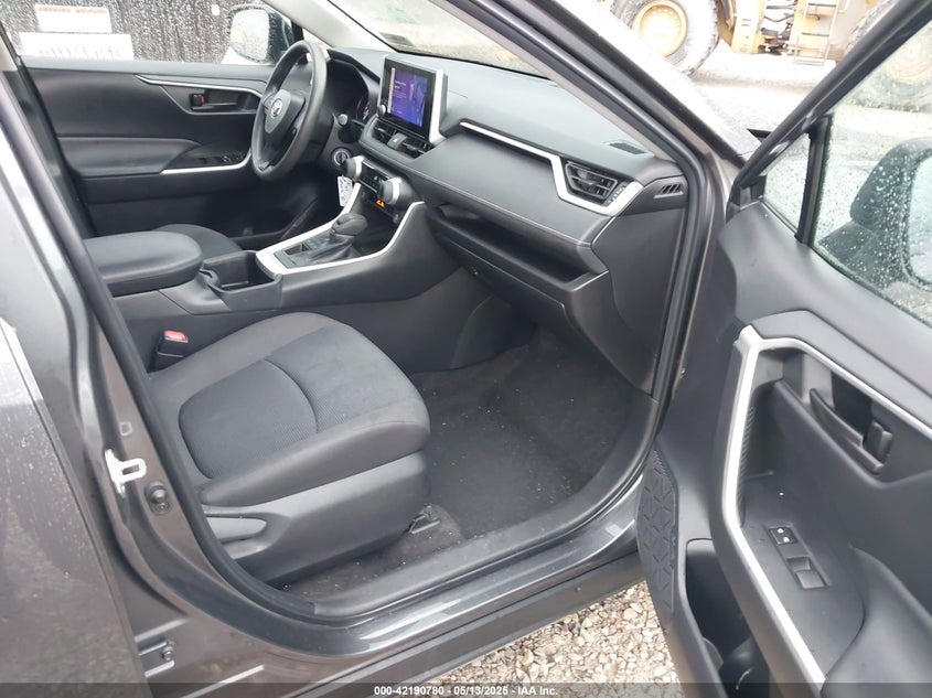 2023 TOYOTA RAV4 LE - 2T3G1RFV2PW336211