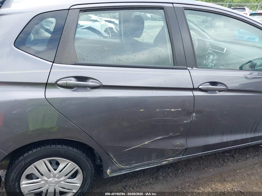 2019 HONDA FIT VIN: 3HGGK5H42KM748117